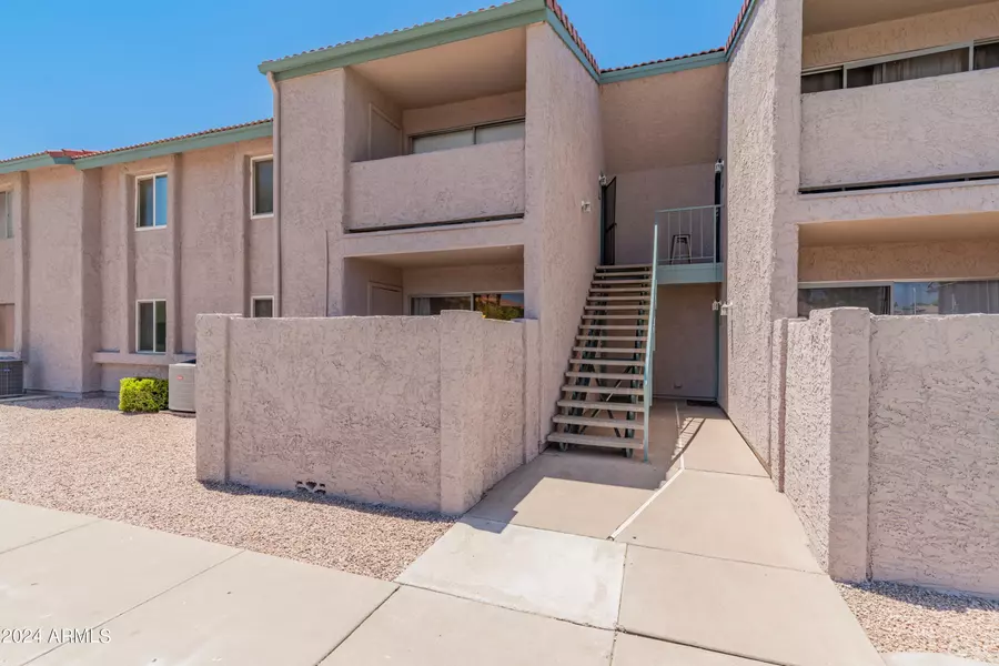 623 W GUADALUPE Road #174, Mesa, AZ 85210