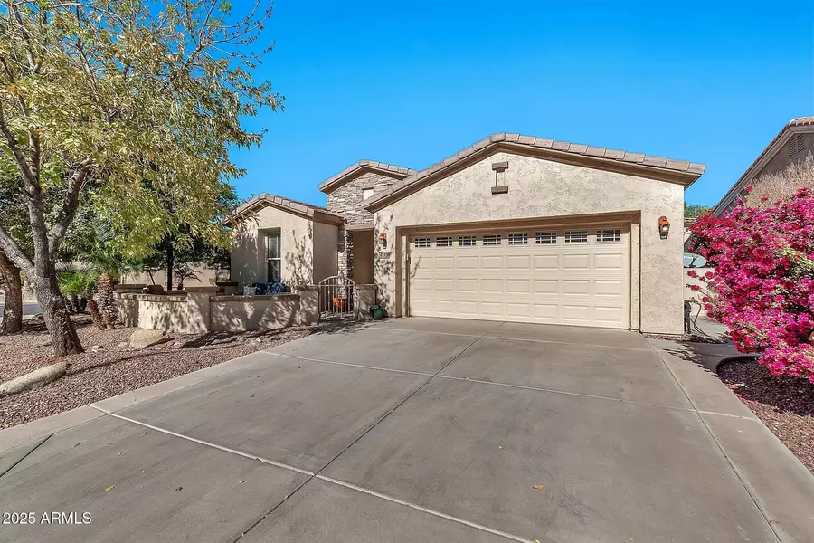 4118 E NARROWLEAF Drive, Gilbert, AZ 85298