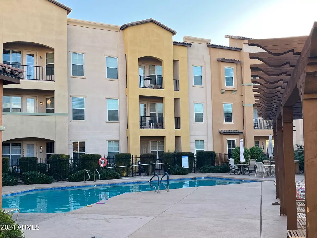 Surprise, AZ 85374,14575 W MOUNTAIN VIEW Boulevard #11317