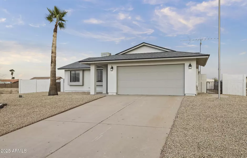 15455 S WILLIAMS Place, Arizona City, AZ 85123