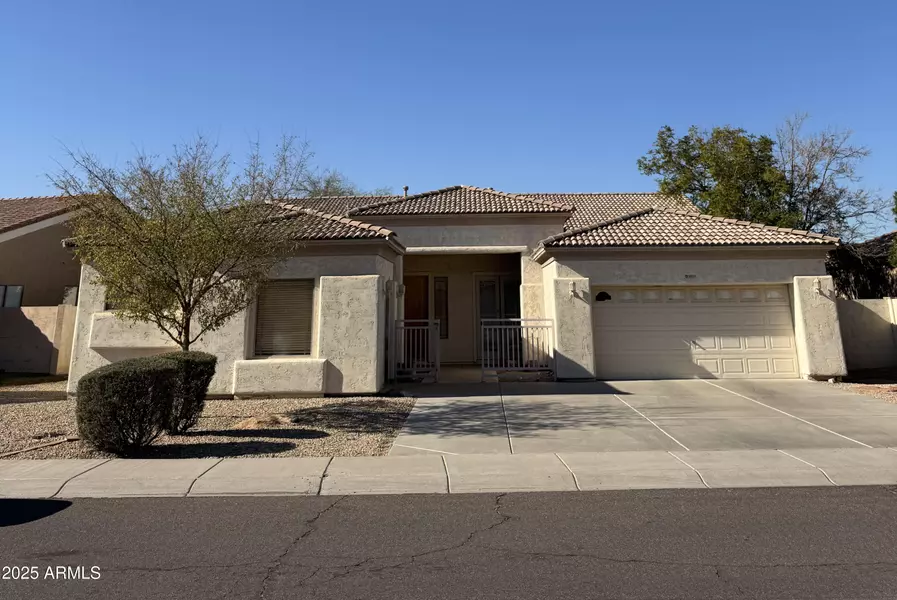 10854 W MONTE VISTA Road, Avondale, AZ 85392