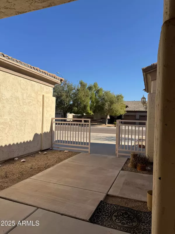 Avondale, AZ 85392,10854 W MONTE VISTA Road