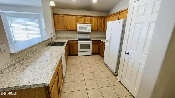 Maricopa, AZ 85139,45151 W Alamendras Street