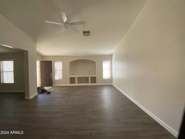 Maricopa, AZ 85139,45151 W Alamendras Street