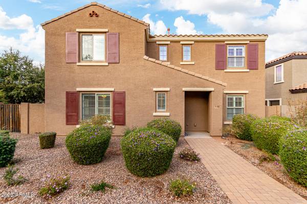 1646 S MARTINGALE Road, Gilbert, AZ 85295