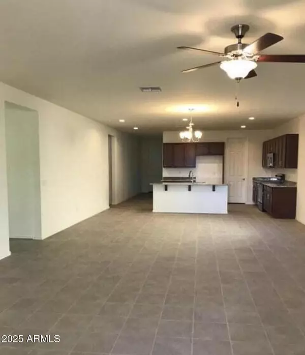 Phoenix, AZ 85043,7935 W Atlantis Way