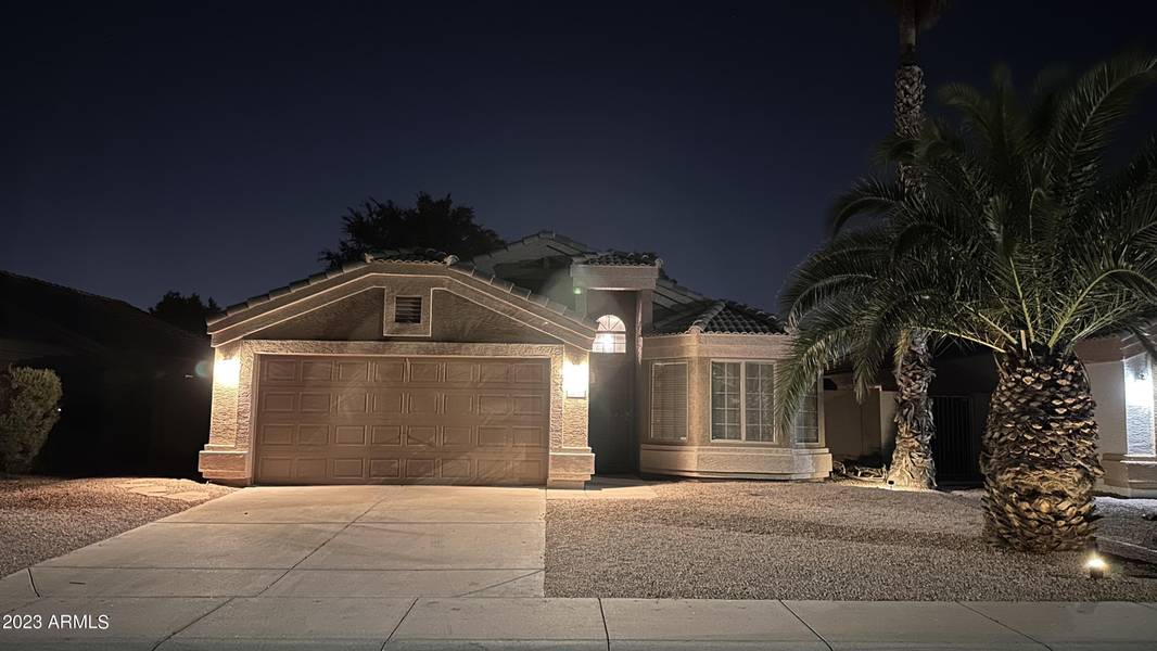 1616 W KESLER Lane, Chandler, AZ 85224