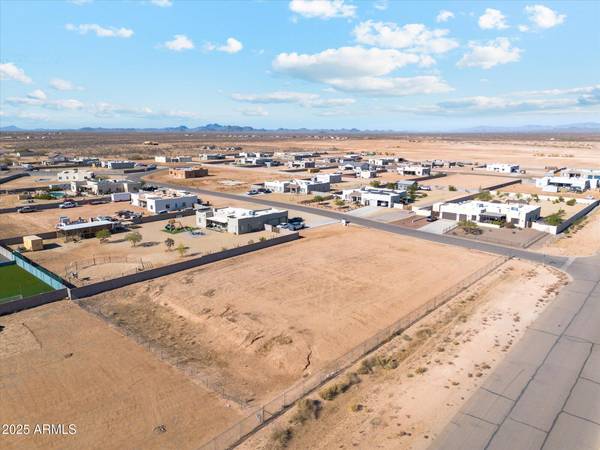 Wittmann, AZ 85361,24313 W BOBWHITE Way #181