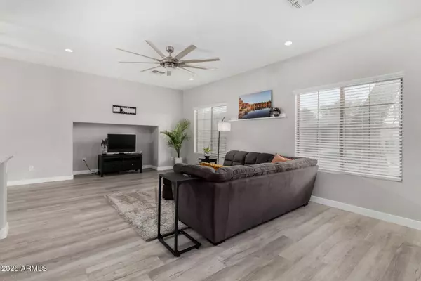 Chandler, AZ 85249,2572 E BELLERIVE Drive