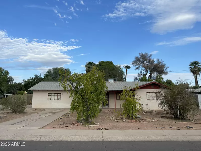 1437 E HALL Street, Tempe, AZ 85281