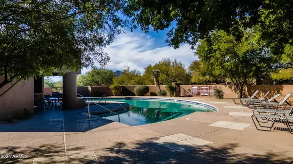 Carefree, AZ 85377,8502 E CAVE CREEK Road #10