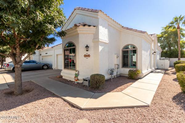 Mesa, AZ 85208,320 S 70TH Street #33