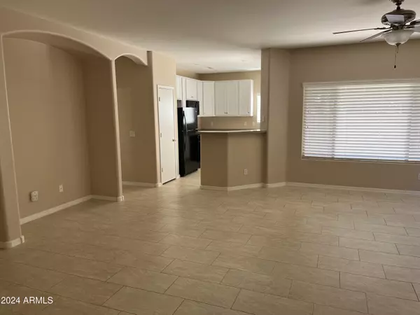 Mesa, AZ 85206,44 S GREENFIELD Road #12