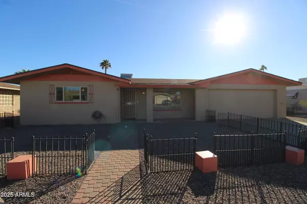 5915 E ANAHEIM Street, Mesa, AZ 85205