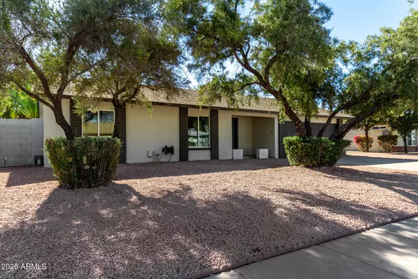 Phoenix, AZ 85032,4123 E GREENWAY Lane