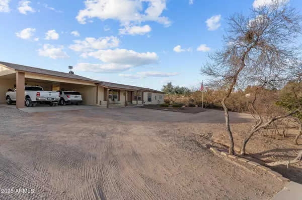 Wickenburg, AZ 85390,655 S 335TH Avenue