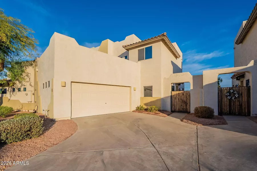 544 N ALMA SCHOOL Road #8, Mesa, AZ 85201