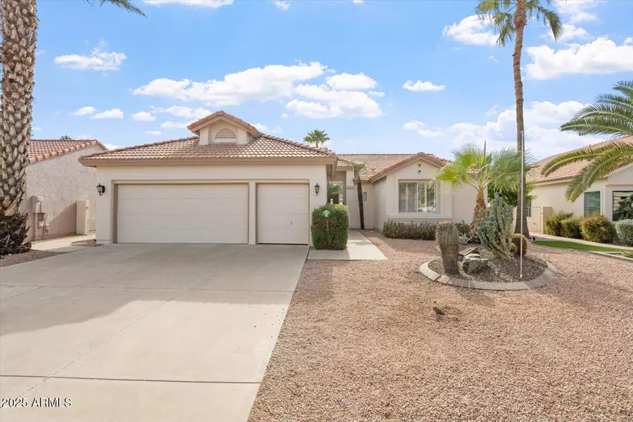 10833 E FLINTLOCK Drive, Sun Lakes, AZ 85248