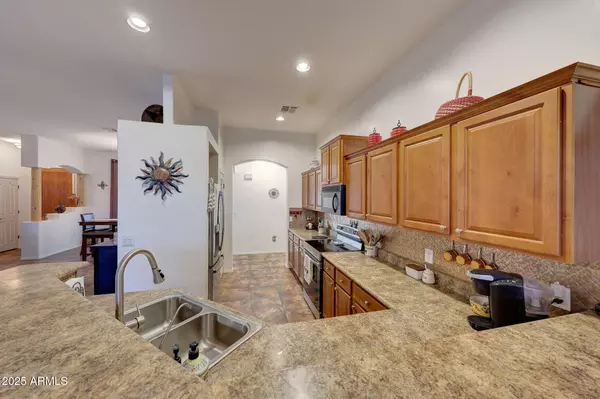 Wittmann, AZ 85361,21930 W RANCHO DEL ORO Drive