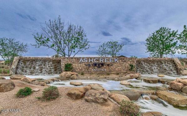 22088 E SILVER CREEK Court #120, Queen Creek, AZ 85142