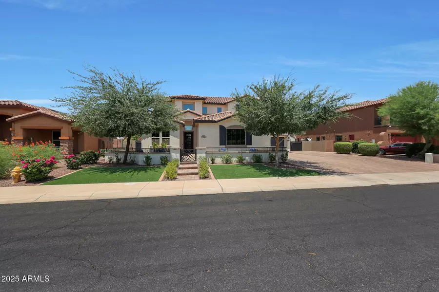 17962 W MONTECITO Avenue, Goodyear, AZ 85395