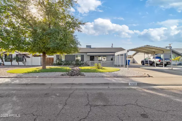 Phoenix, AZ 85051,3727 W ORANGEWOOD Avenue