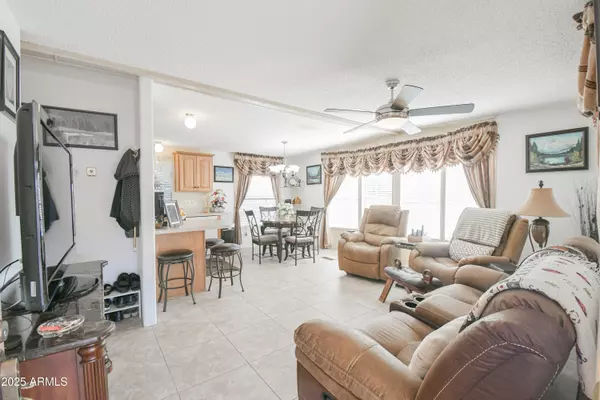 Mesa, AZ 85215,5735 E MCDOWELL Road #306