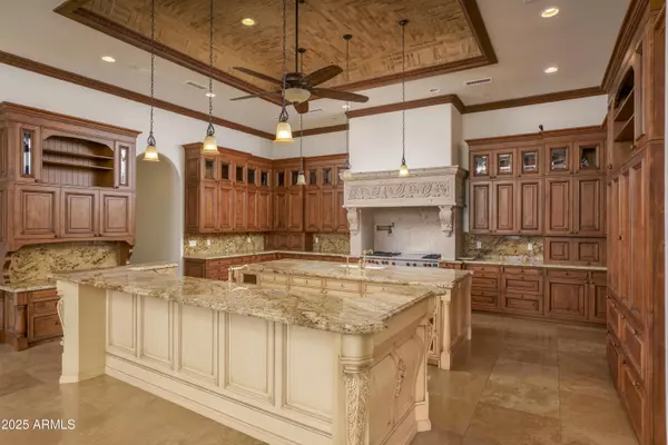 Paradise Valley, AZ 85253,7150 N 64th Place