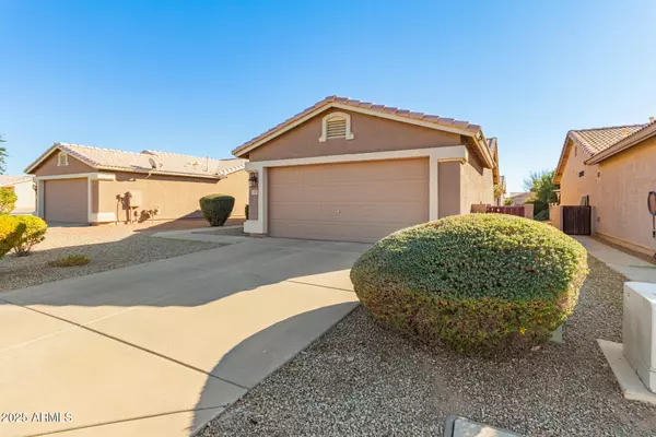 Chandler, AZ 85249,1403 E CHERRY HILLS Drive