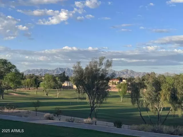 Scottsdale, AZ 85250,7800 E LINCOLN Drive #2047