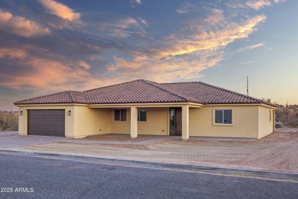 125 Ironwood Place, Wickenburg, AZ 85390