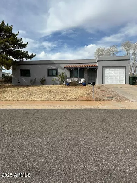 4931 E DE MEDICI Drive, Sierra Vista, AZ 85635