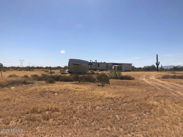 Wittmann, AZ 85361,W Dove Valley Road #131