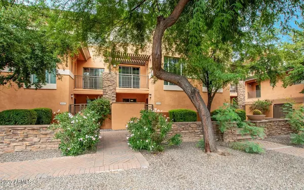 Paradise Valley, AZ 85253,6940 E COCHISE Road #1008