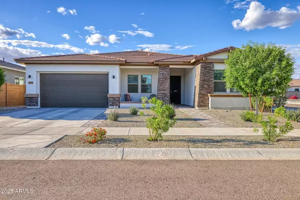 Surprise, AZ 85387,14114 W SMOKETREE Drive