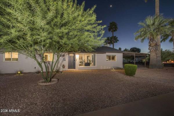 8227 E HUBBELL Street, Scottsdale, AZ 85257