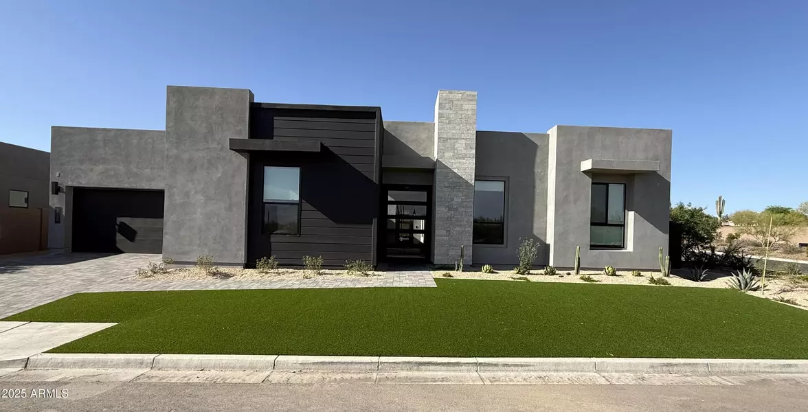 5748 E MOURA Drive, Cave Creek, AZ 85331