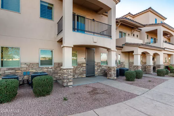 Mesa, AZ 85212,2821 S SKYLINE Drive #165