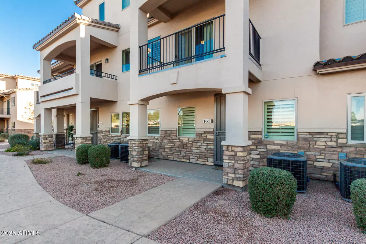 Mesa, AZ 85212,2821 S SKYLINE Drive #165