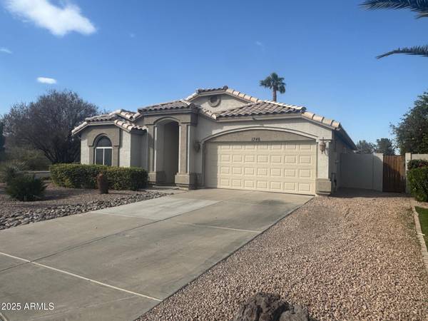 1748 W STANFORD Avenue, Gilbert, AZ 85233