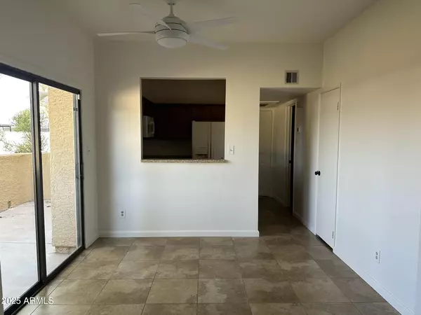 Chandler, AZ 85224,1126 W ELLIOT Road #1016