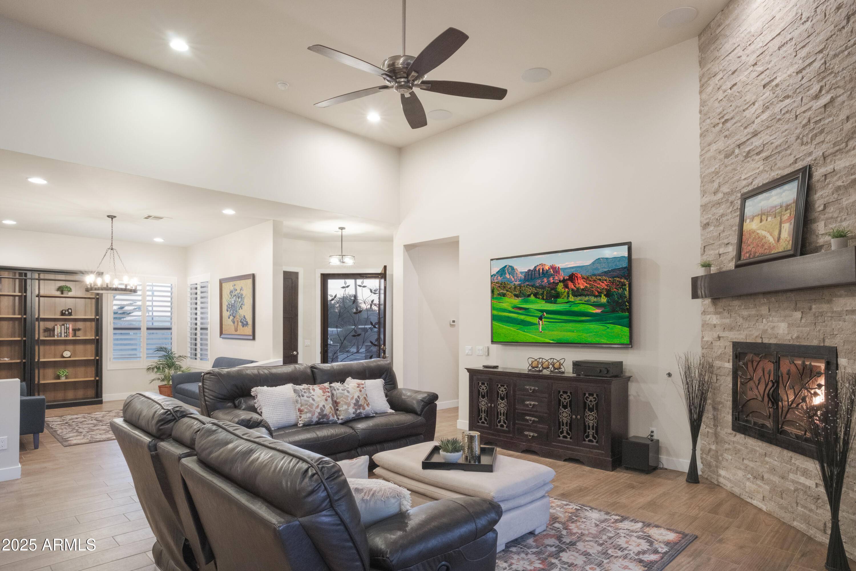 Phoenix, AZ 85086,39005 N 11TH Avenue