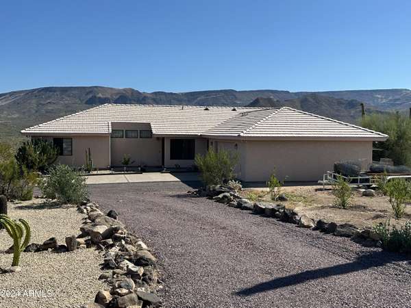 New River, AZ 85087,45239 N 16TH Street