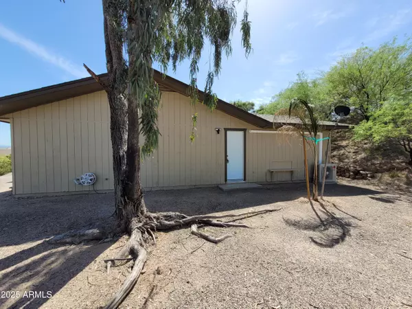 Wickenburg, AZ 85390,350 N LOS ALTOS Drive #3