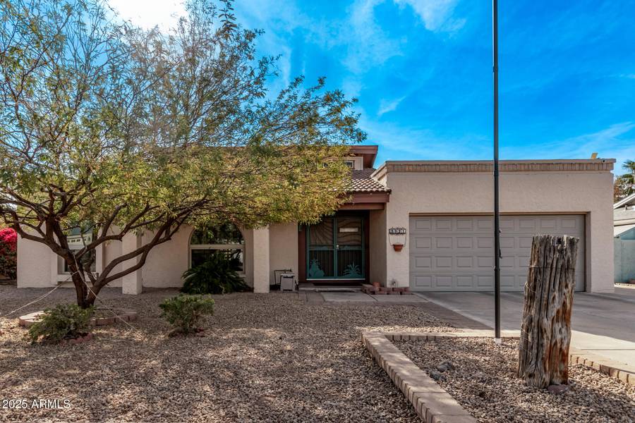 3921 W SHARON Avenue, Phoenix, AZ 85029