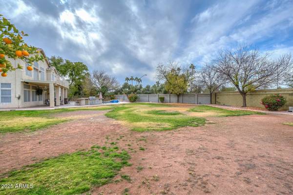 Gilbert, AZ 85234,970 N PORTLAND Avenue