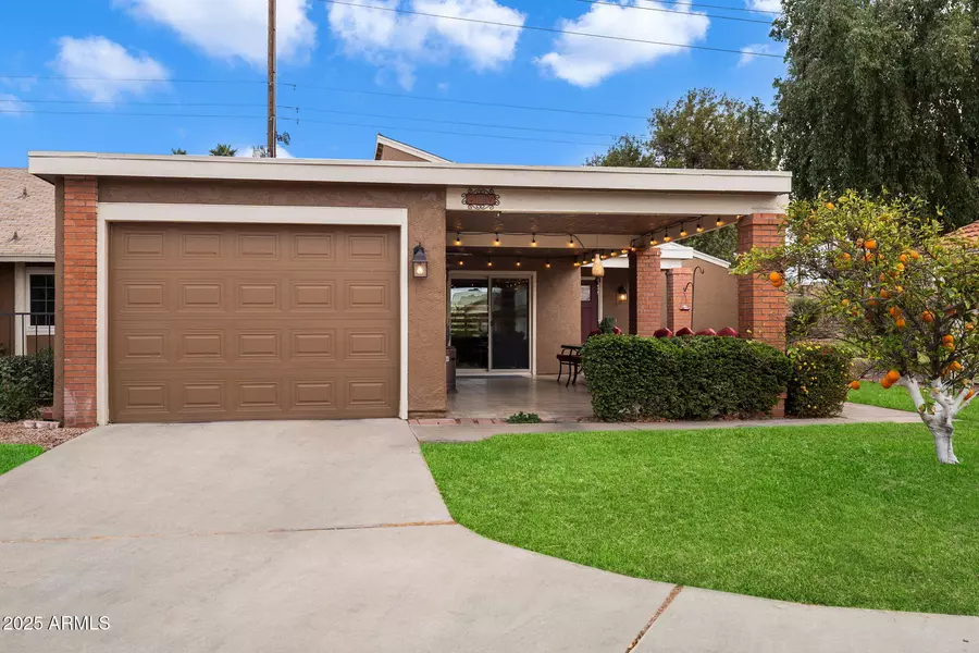 181 LEISURE WORLD --, Mesa, AZ 85206