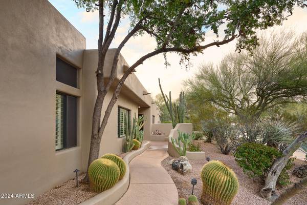 Scottsdale, AZ 85266,7500 E BOULDERS Parkway #5