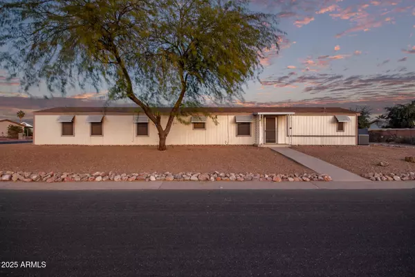 Apache Junction, AZ 85120,2881 W CACTUS WREN Street