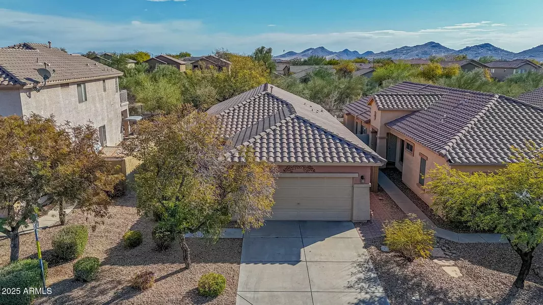 40901 N COURAGE Trail, Anthem, AZ 85086